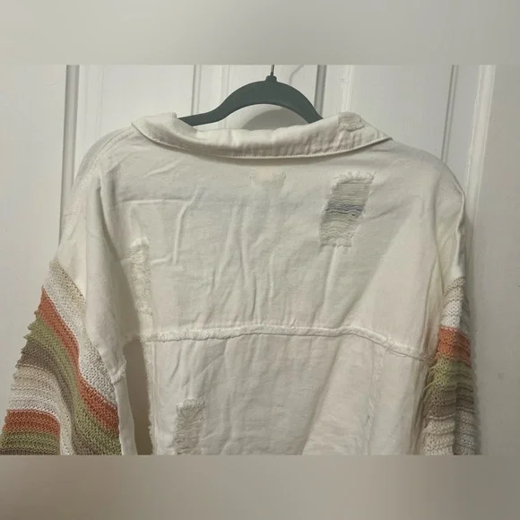 POL Crochet Sleeve White Boho Denim Relaxed Fit Lightweight Distressed Jacket - Picture 6 of 8